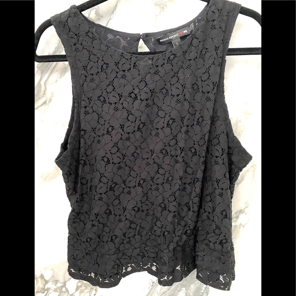 Banana Republic black lace size large sleeveless blouse